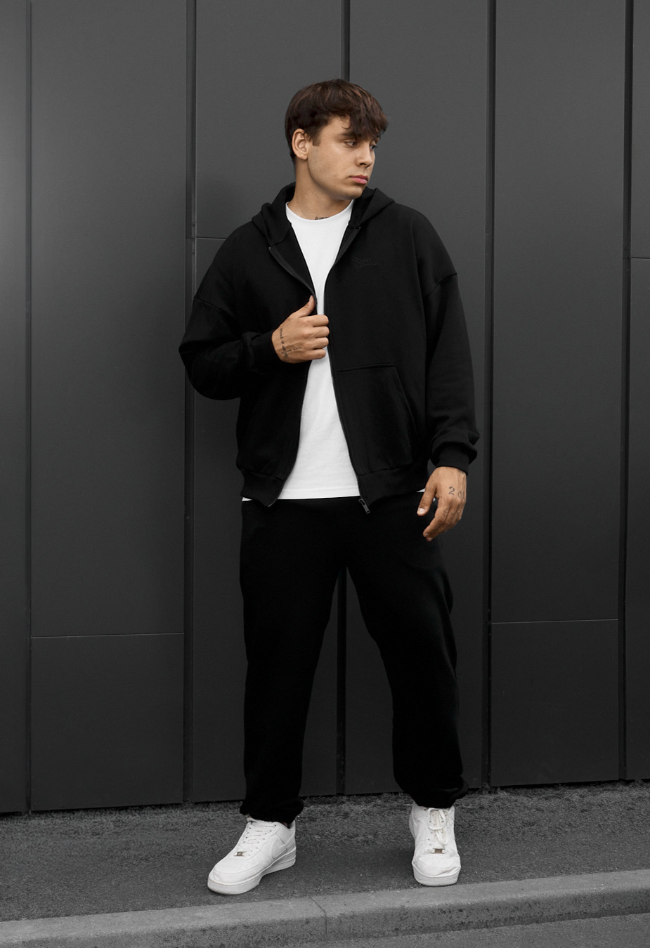 Dres Staff fin black oversize
