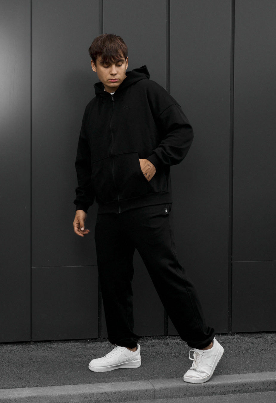Dres Staff fin black oversize