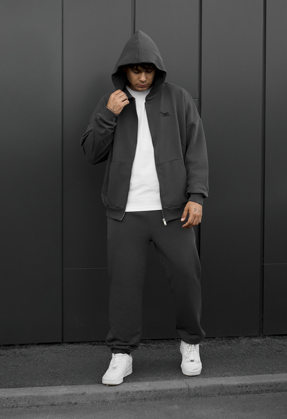 Dres Staff fin dark gray oversize