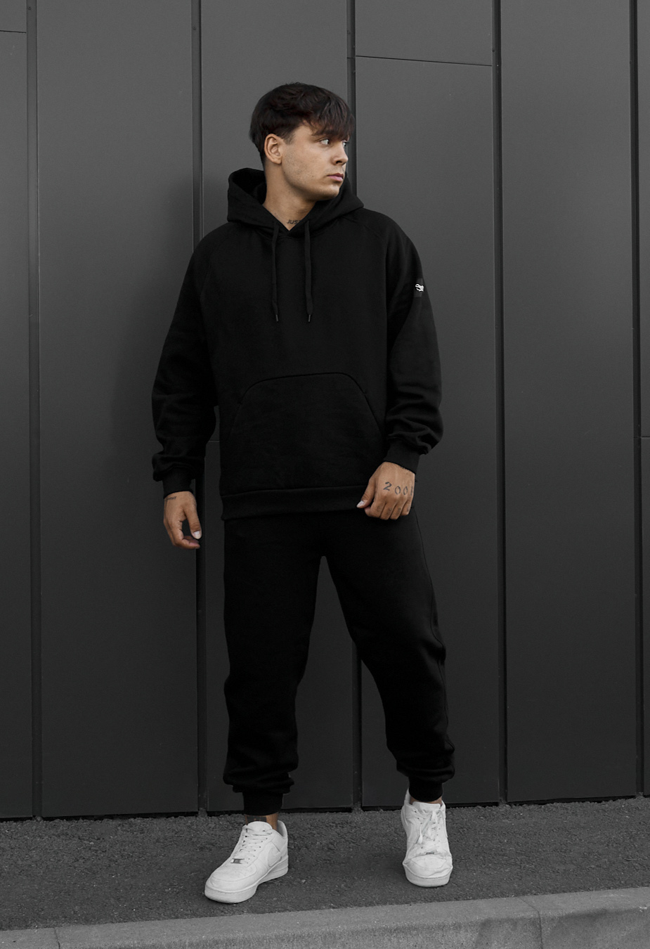 Dres Staff es black oversize