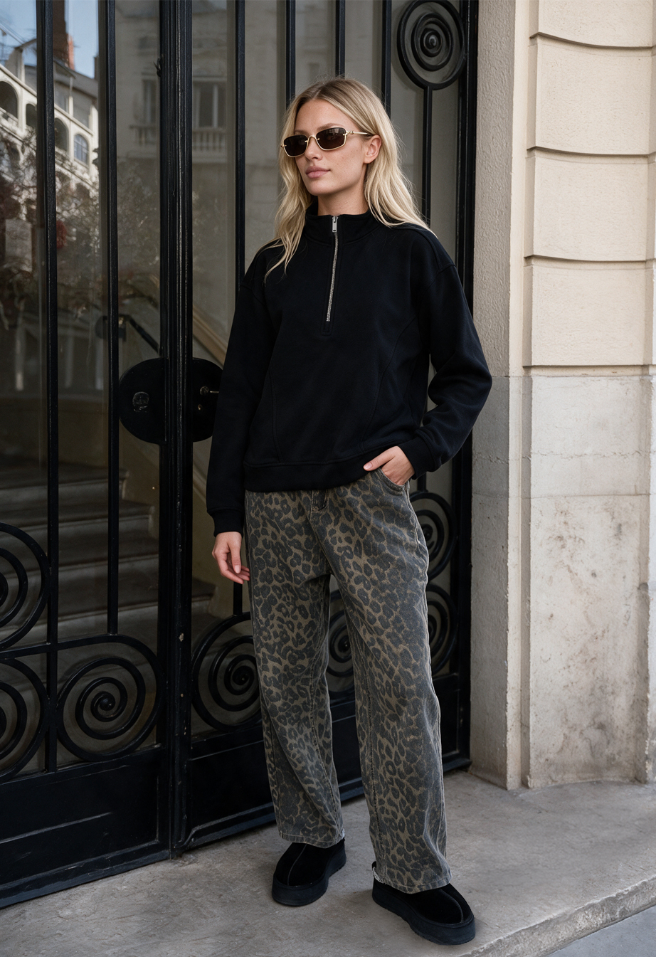 Olimpijka Staff jun black oversize fleece