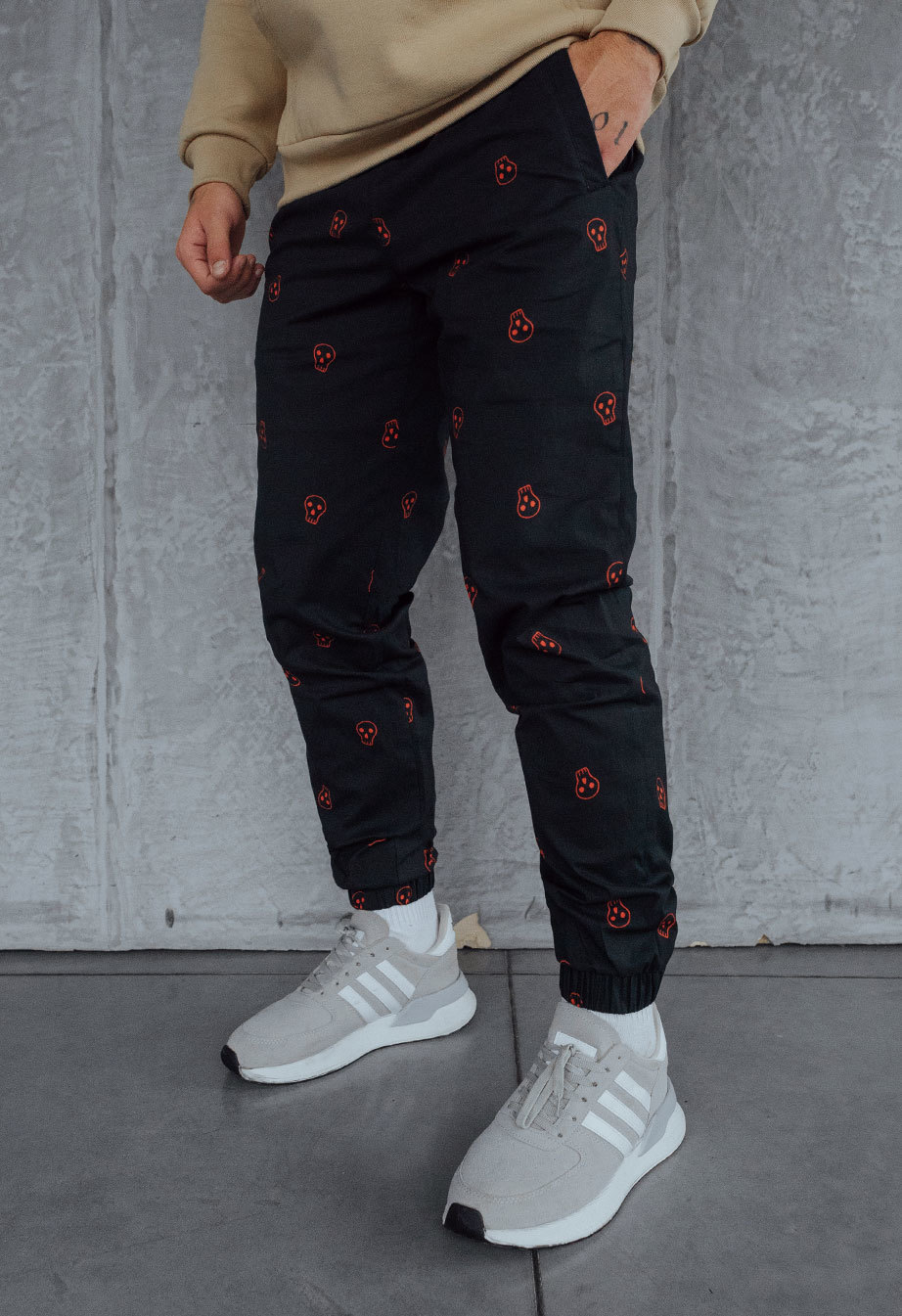 Joggery Staff skulls
