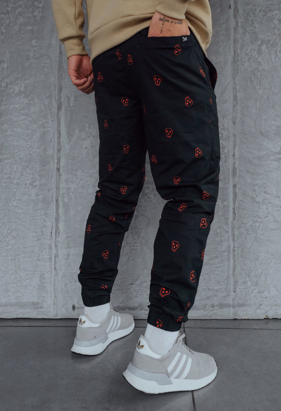 Joggery Staff skulls