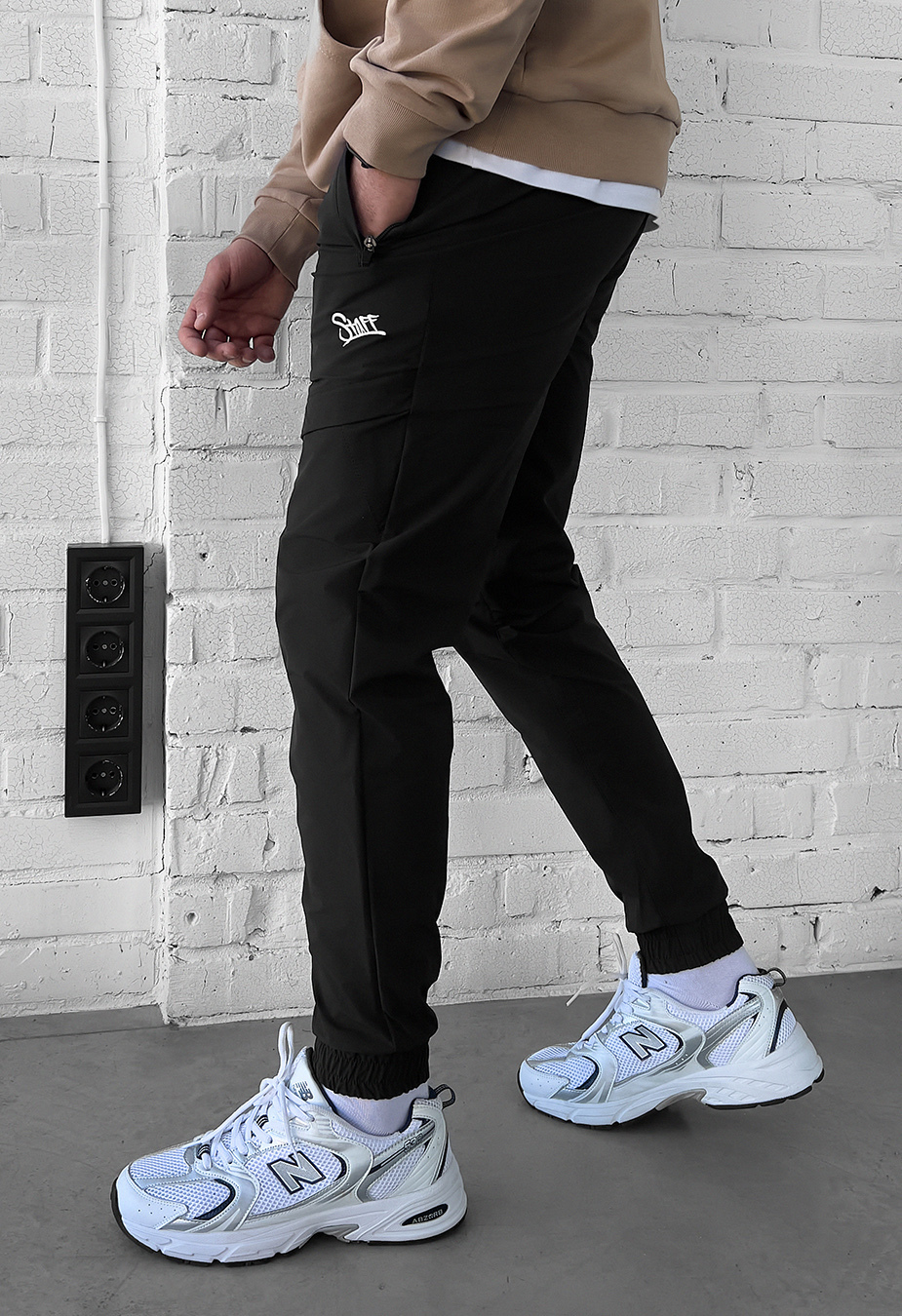 Joggery Staff spandex di black