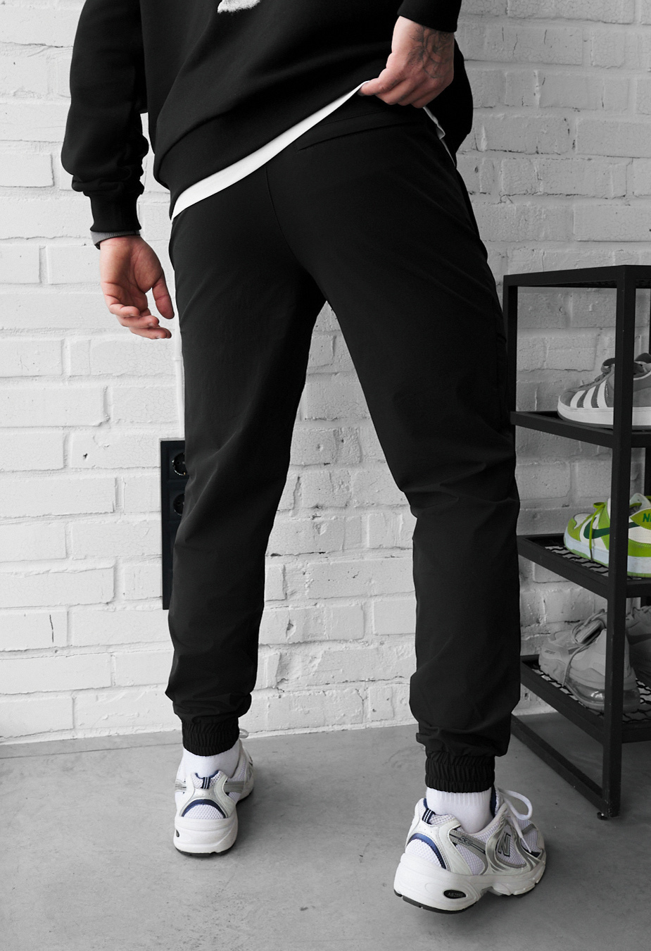 Joggery Staff spandex di black