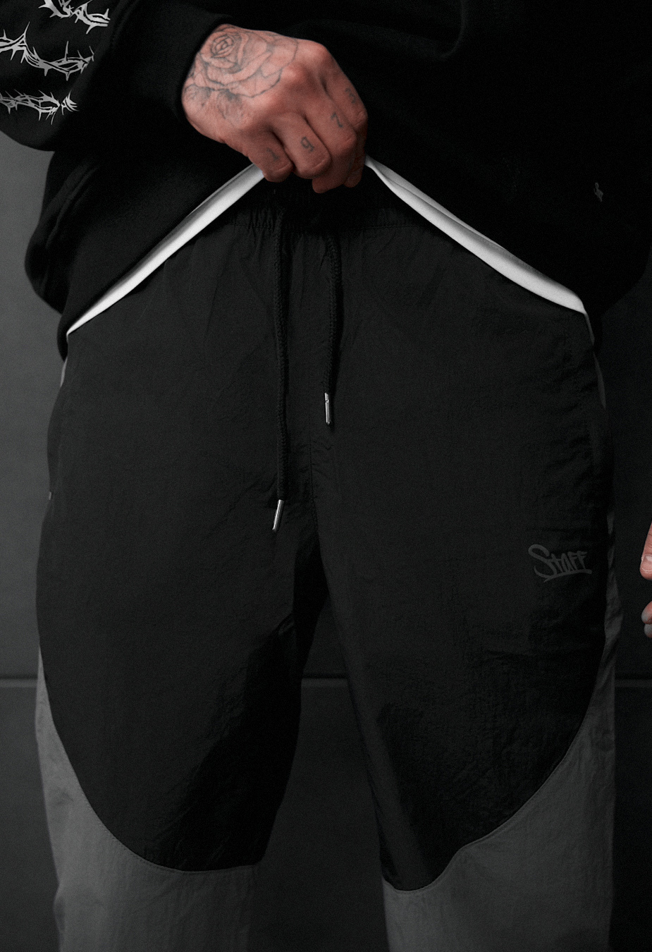 Joggery Staff goa logo gray & black