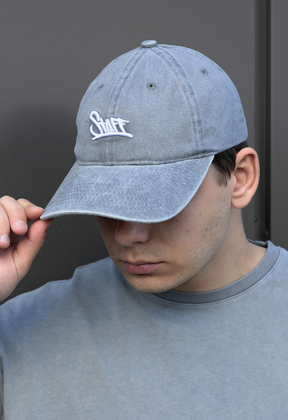 Czapka Staff gray logo