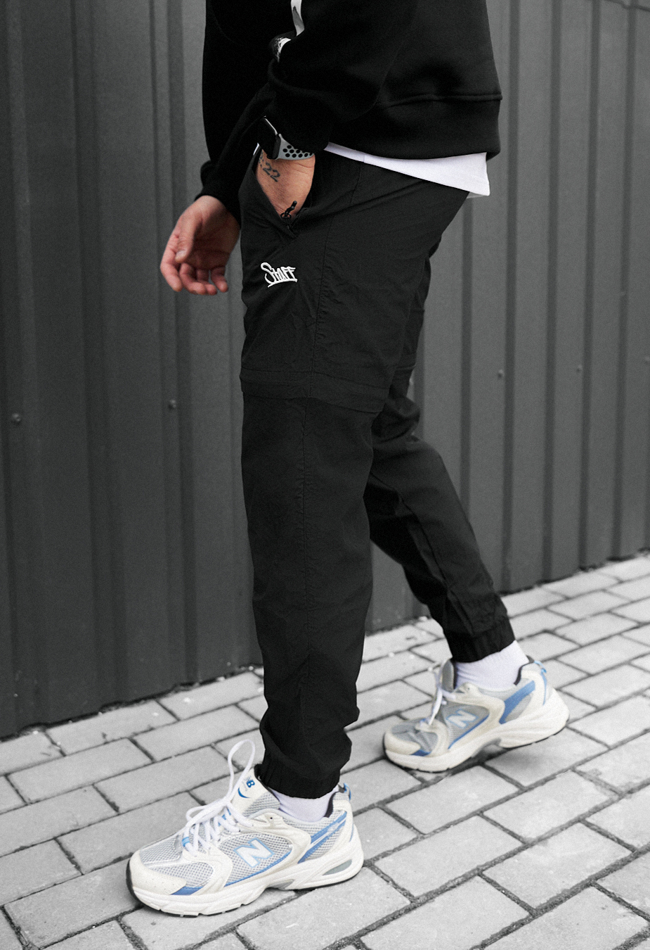Joggery Staff gu black logo