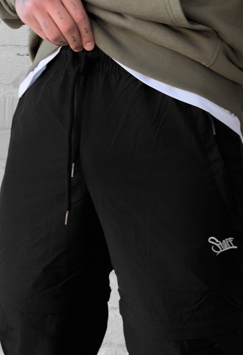 Joggery Staff gu black logo