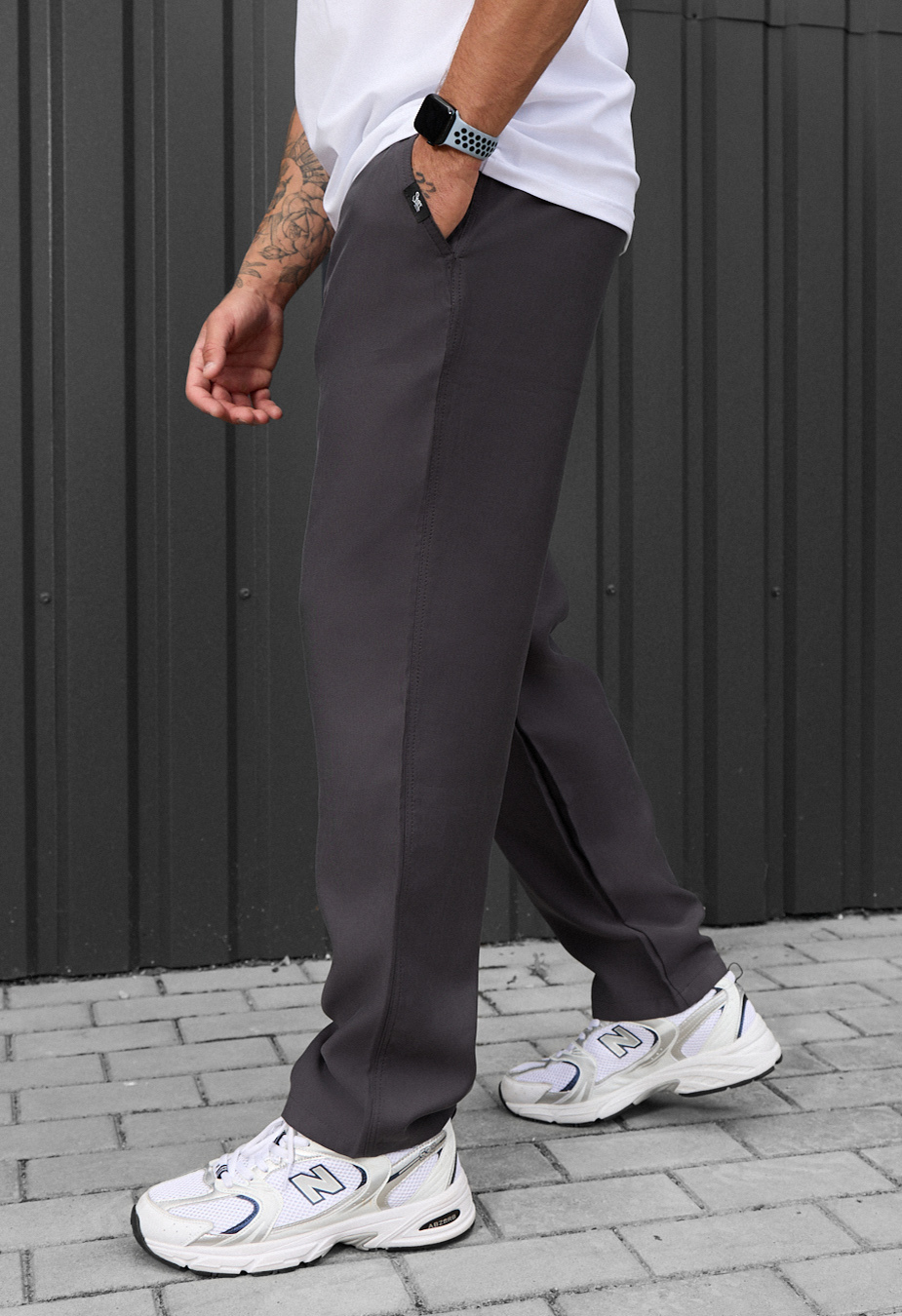 Spodnie chinos Staff pli dark gray
