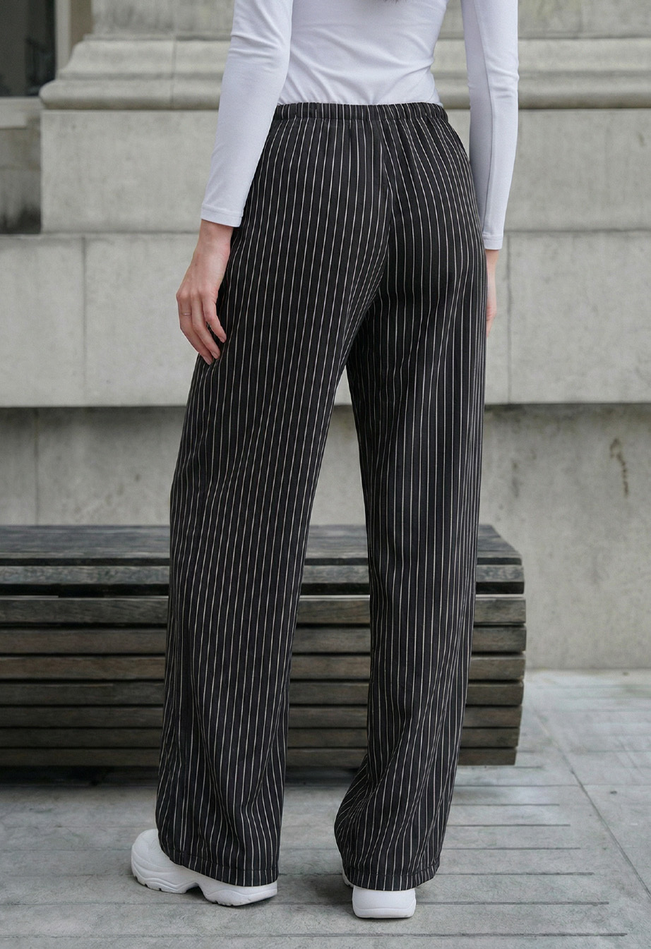 Spodnie Staff lam black & white