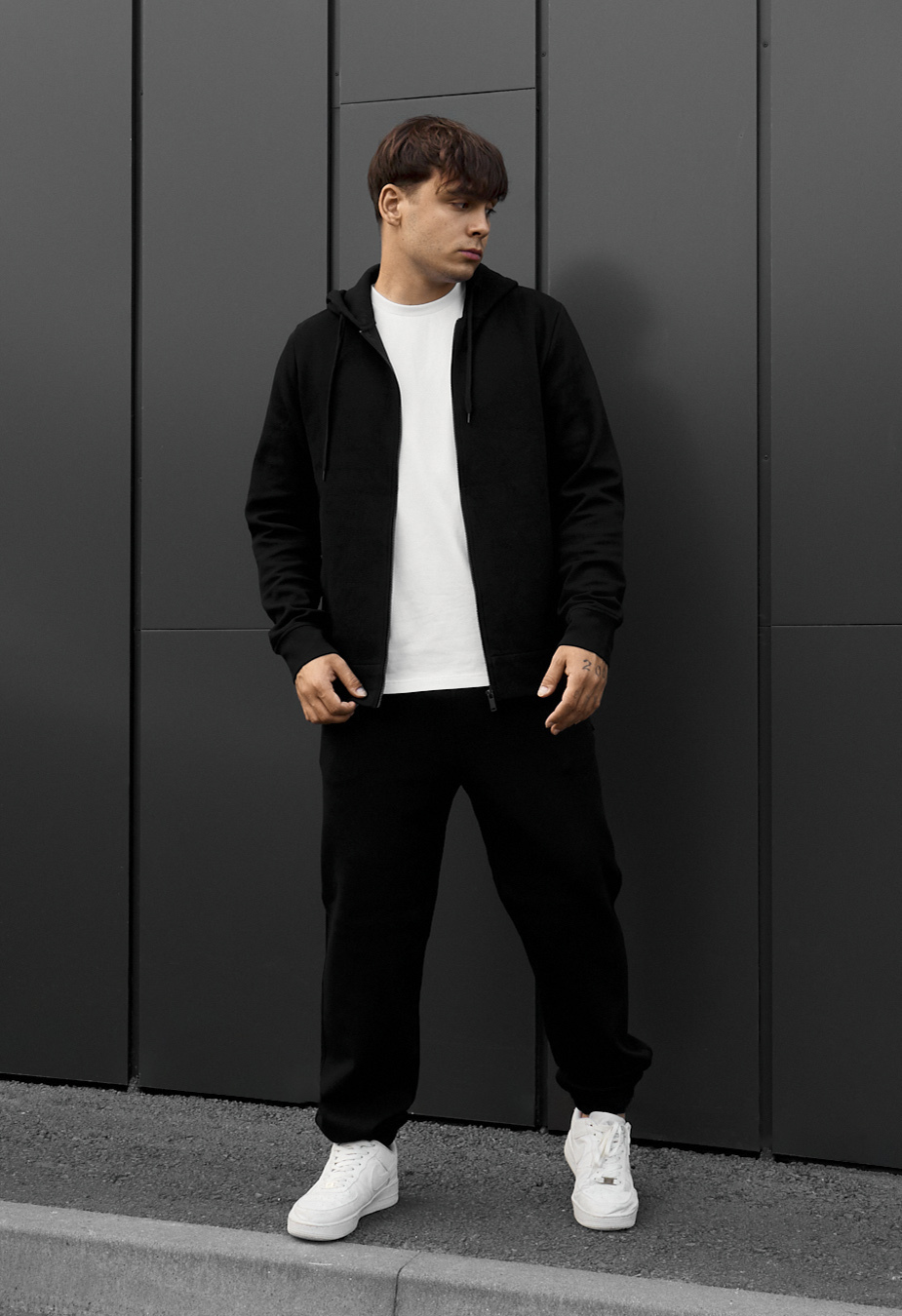 Dres Staff gam black