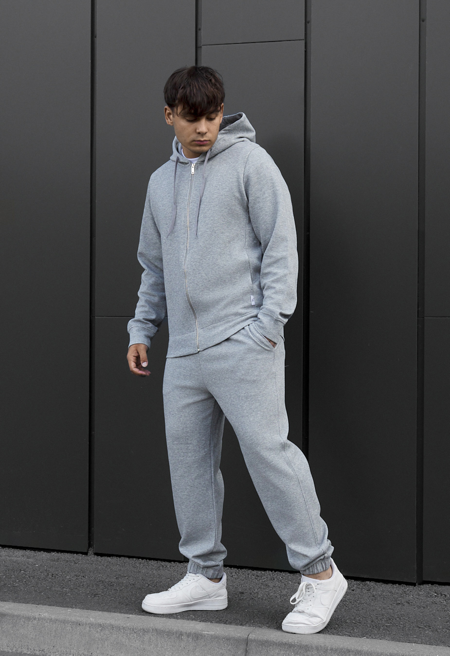 Dres Staff gam gray