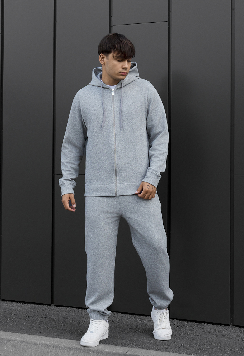 Dres Staff gam gray
