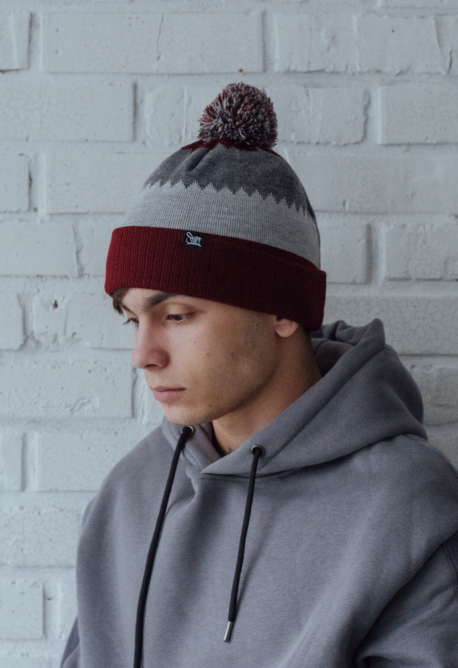 Czapka zimowa Staff gray & bordo pattern