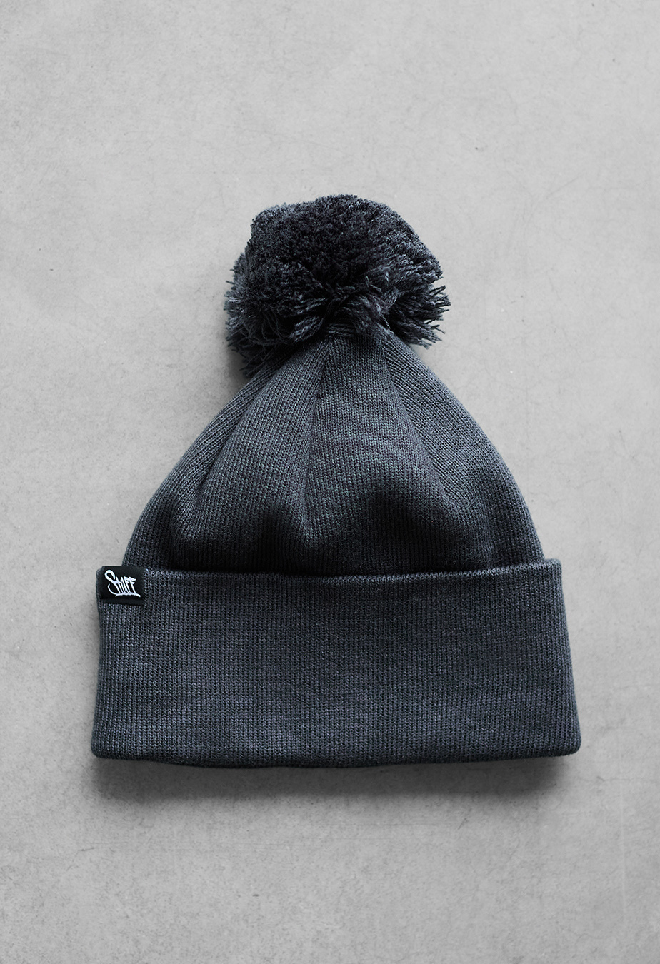 Czapka Staff dark gray pompon