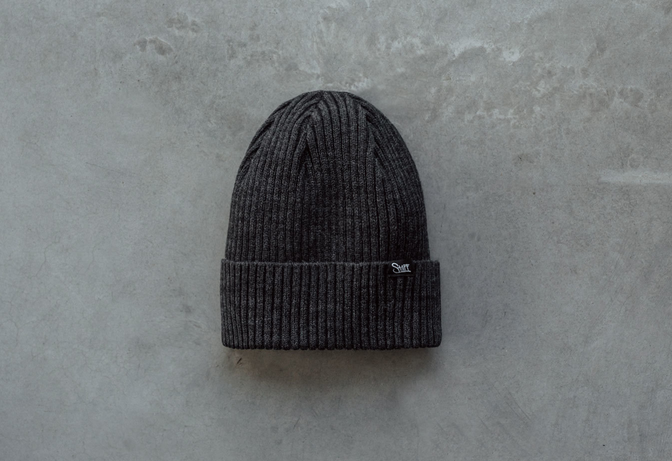 Czapka Staff 26 graphite
