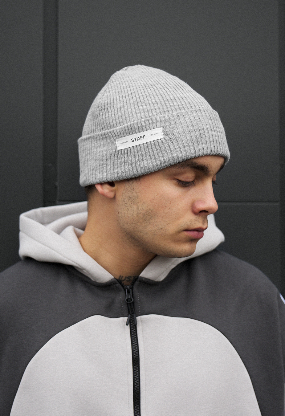 Czapka Staff light gray original