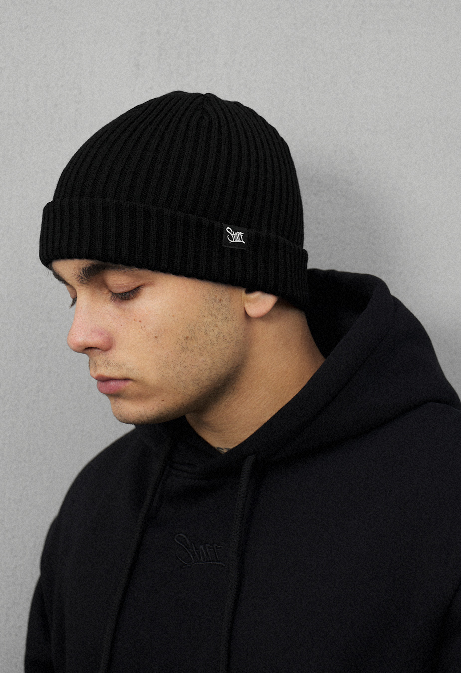 Czapka Staff 8 black