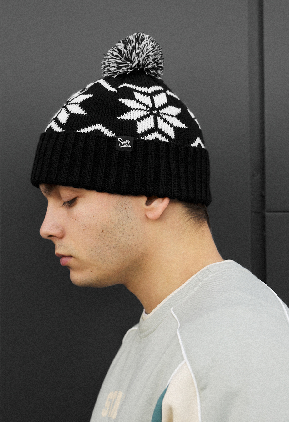 Czapka Staff black & white pattern pompon