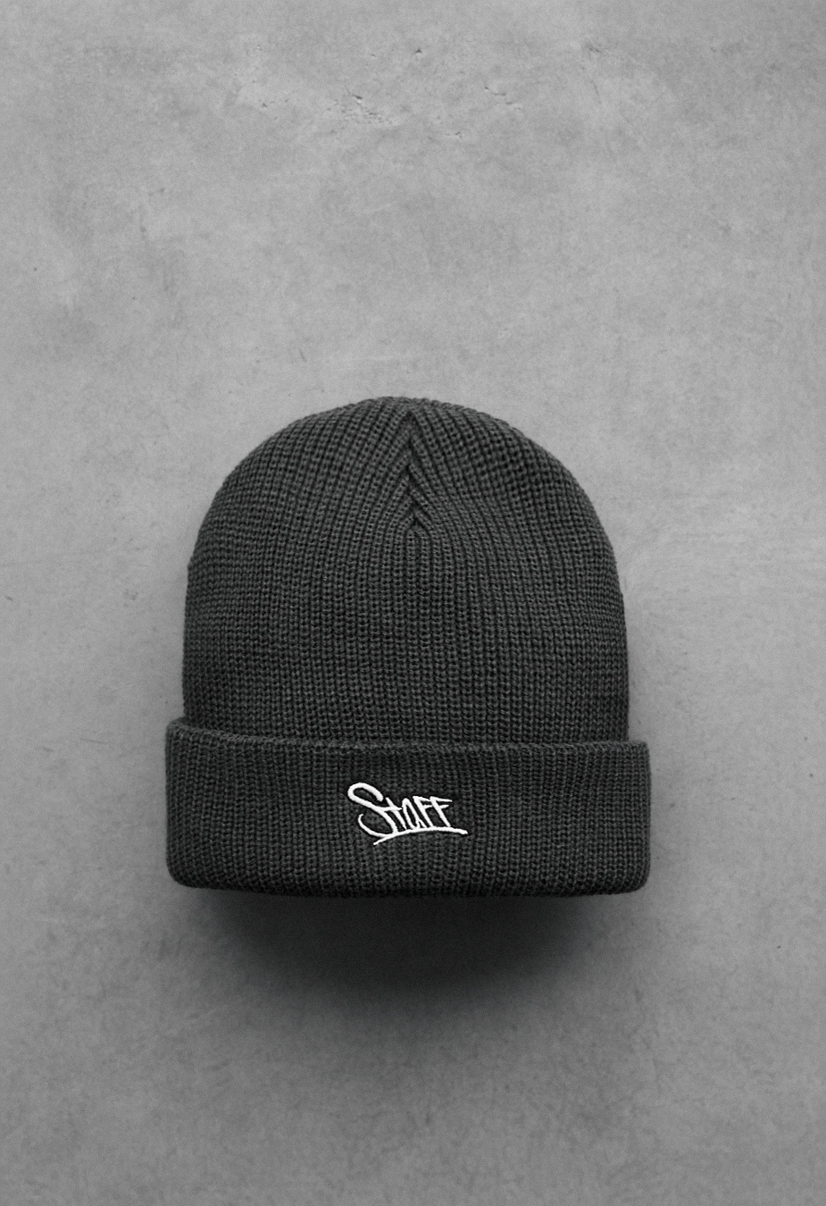 Czapka Staff 19 logo dark gray