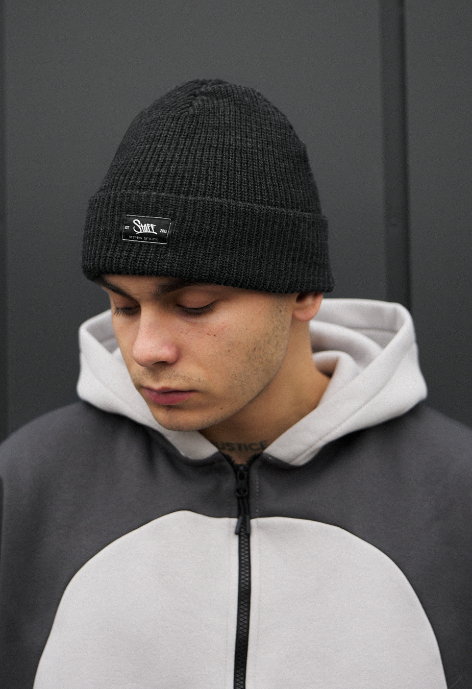 Czapka Staff 20 graphite