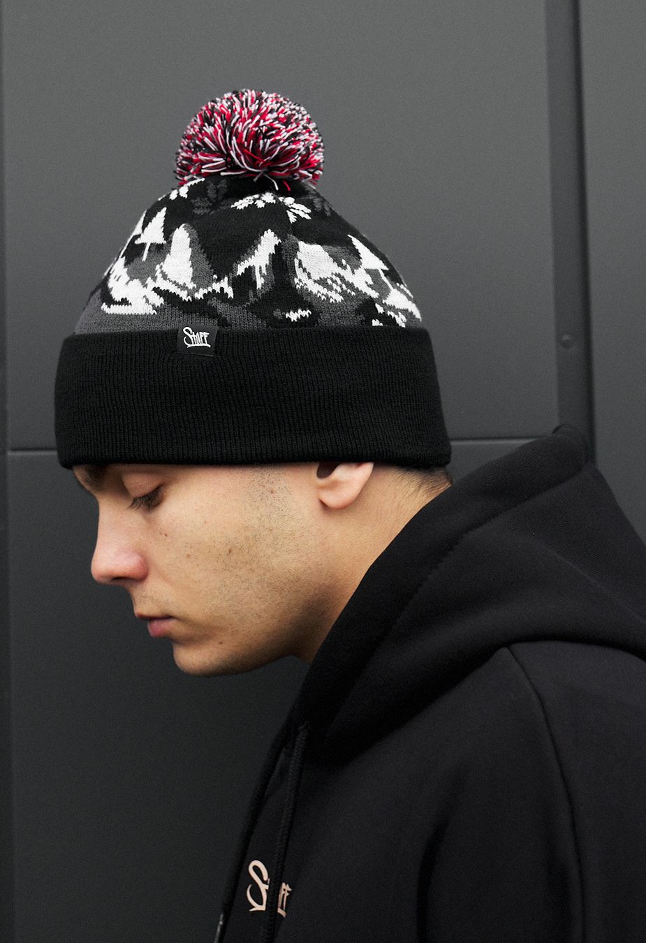 Czapka Staff mix 2 pattern pompon