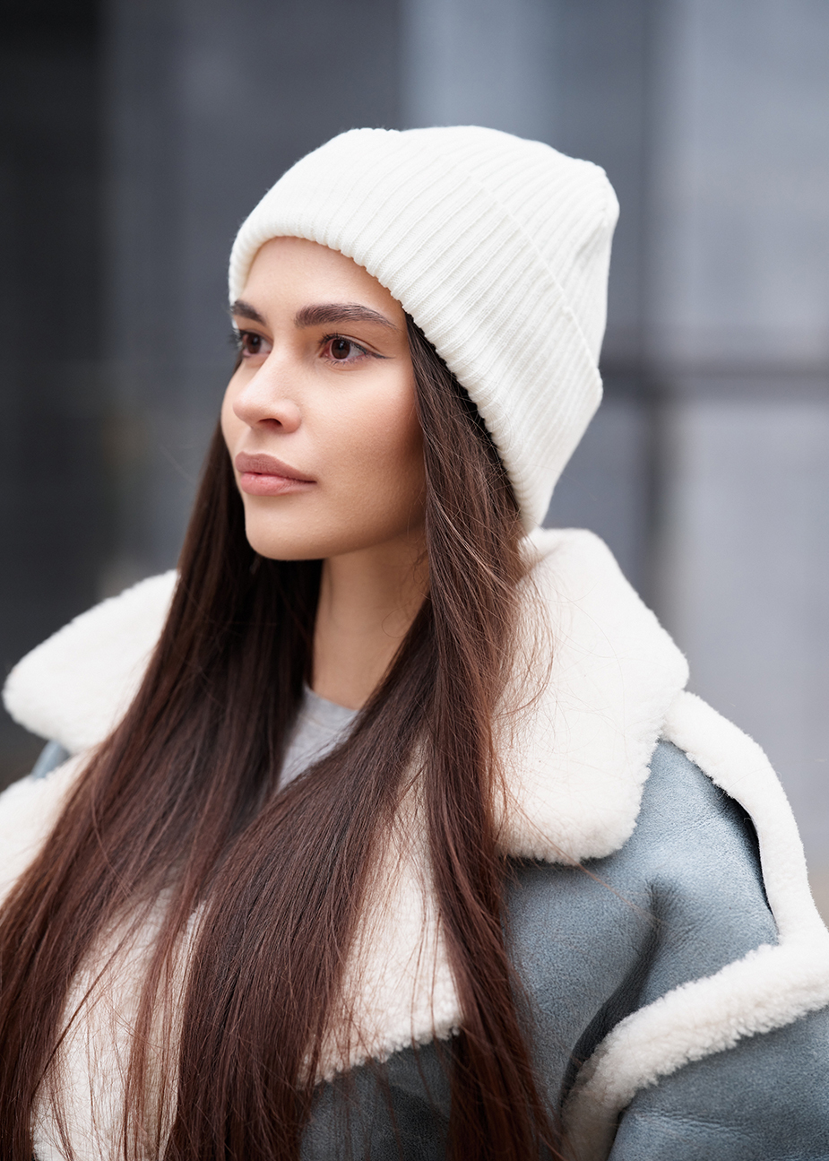 Czapka Staff 2 milk basic