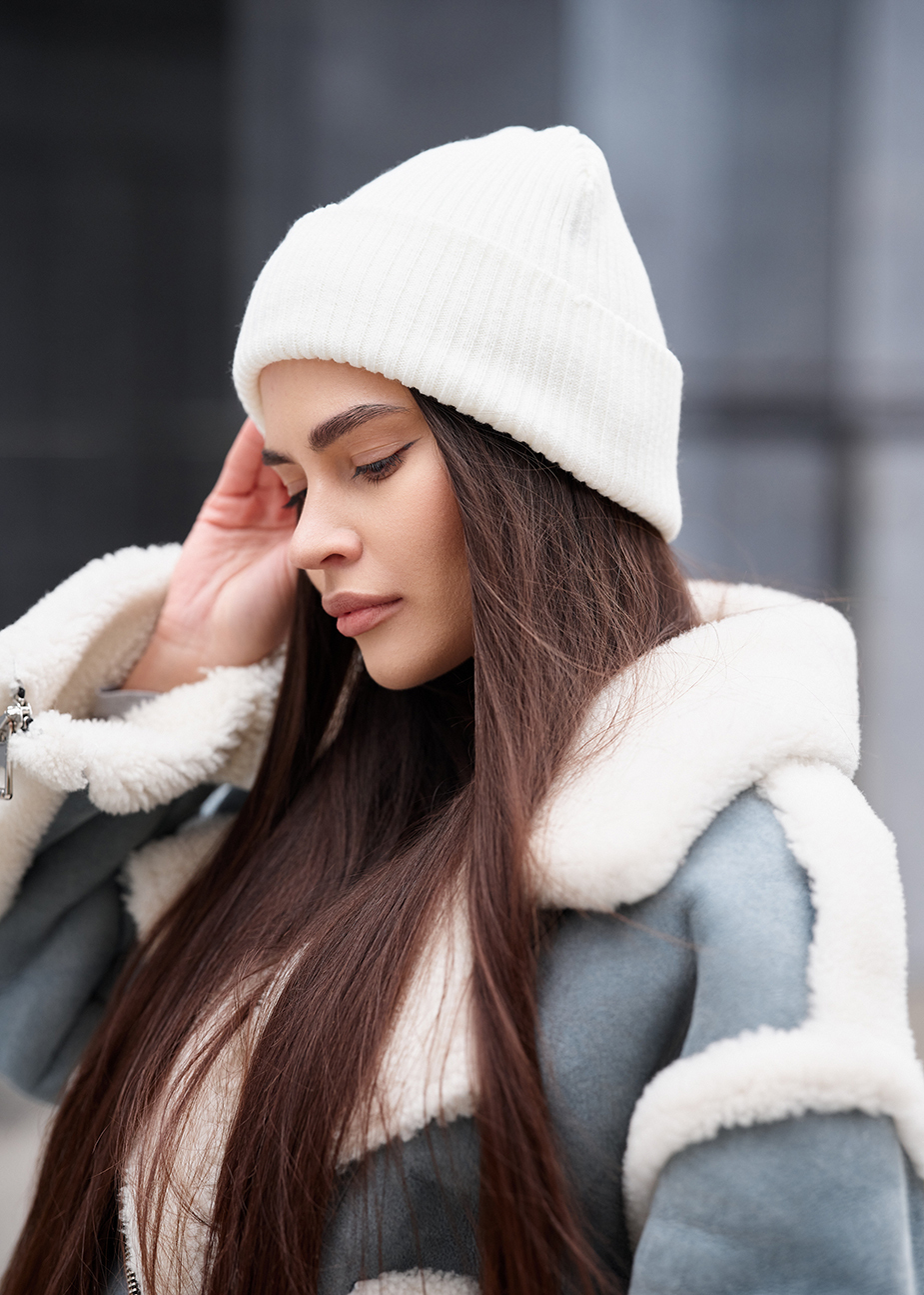 Czapka Staff 2 milk basic