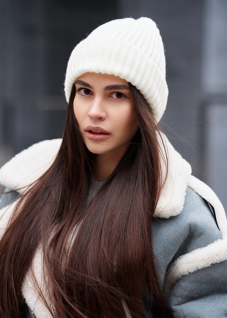 Czapka Staff 17 milk