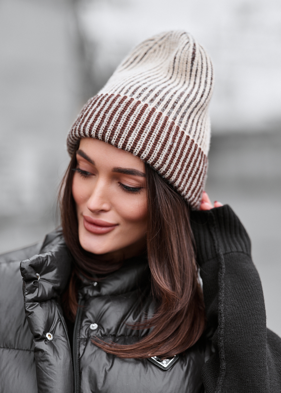 Czapka Staff 18 brown & beige