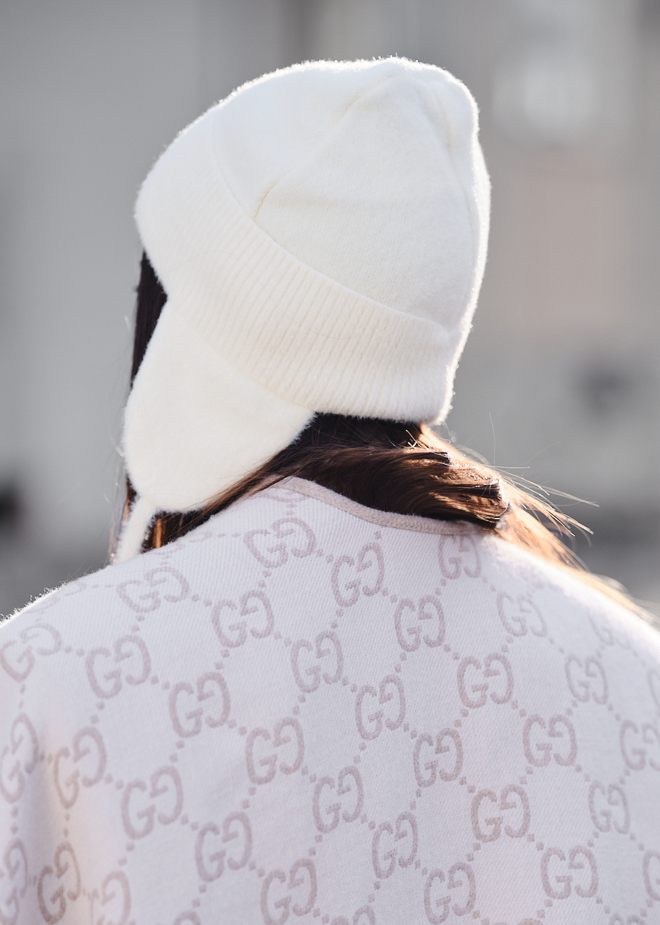 Czapka Staff 19 milk