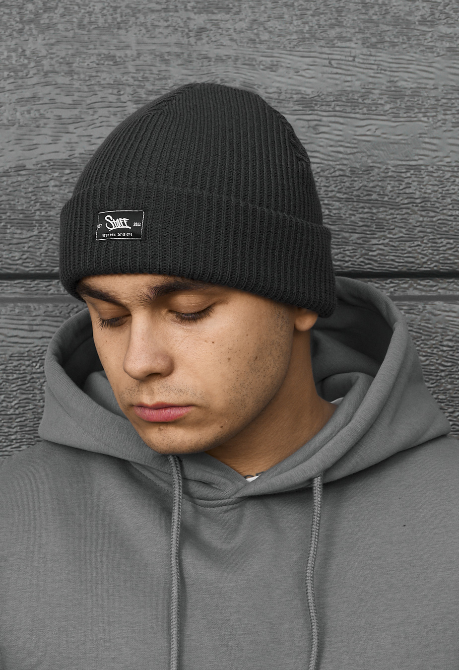 Czapka Staff 12 dark gray logo basic