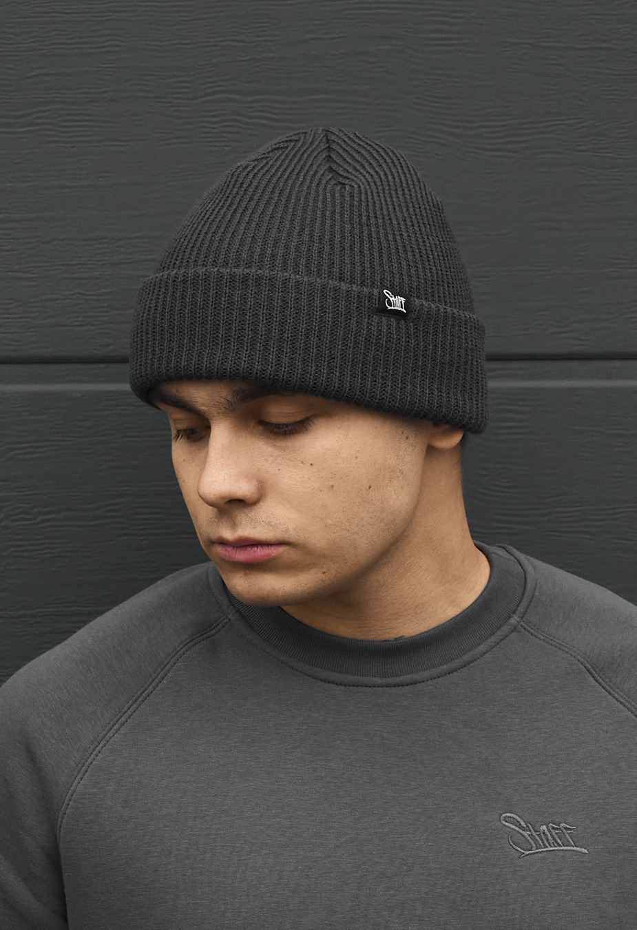 Czapka Staff b2 dark gray