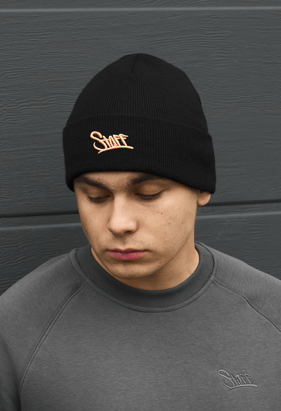 Czapka Staff 24 logo gold
