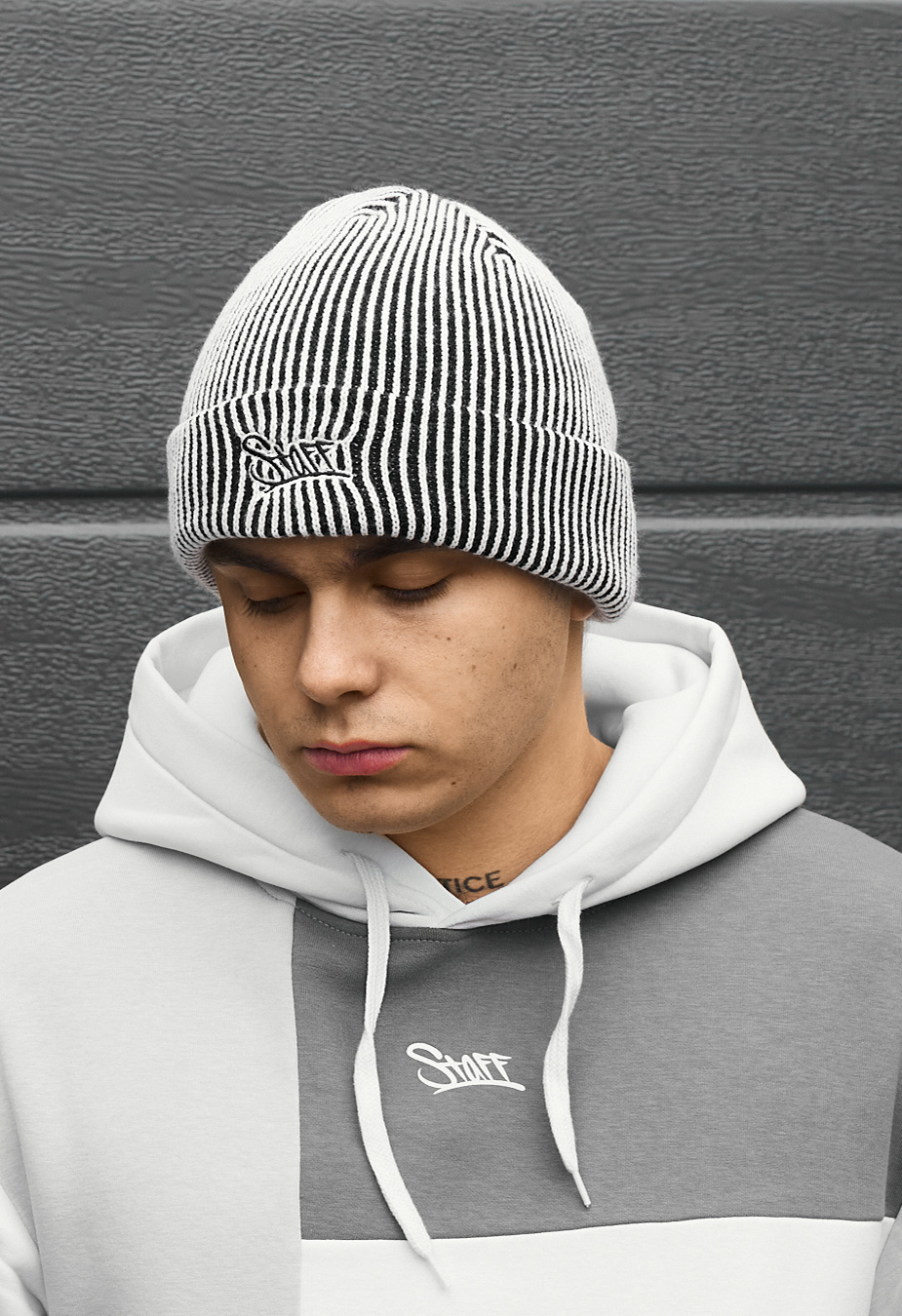 Czapka Staff white & black stripes logo