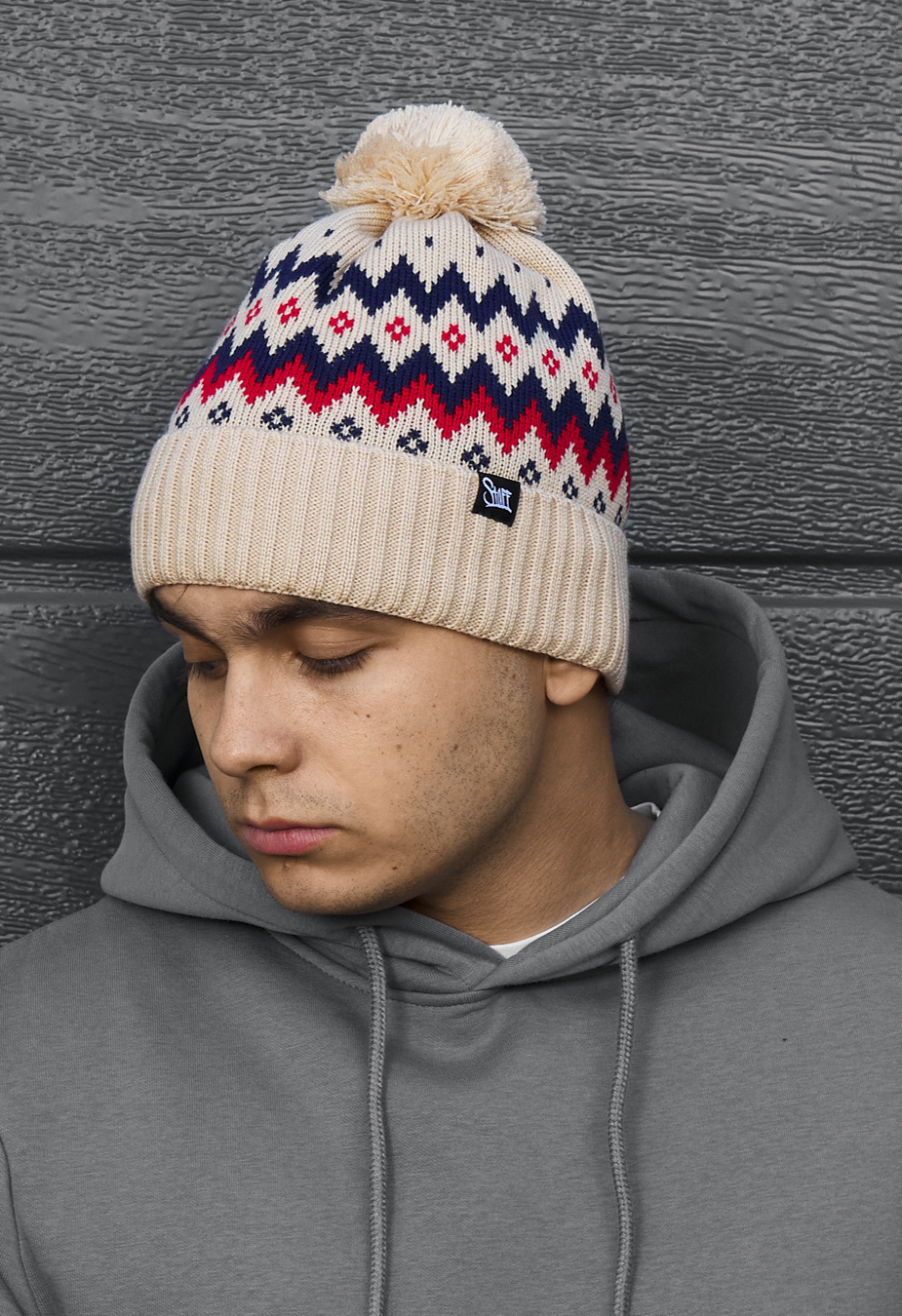 Czapka Staff beige pattern pompon