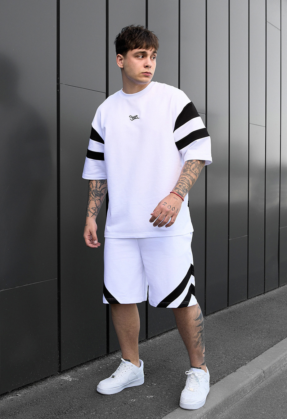 Komplet koszulka + spodenki Staff ran white & black oversize