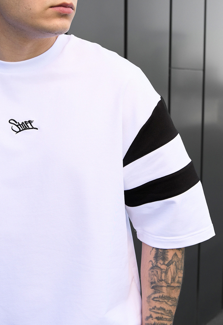 Komplet koszulka + spodenki Staff ran white & black oversize