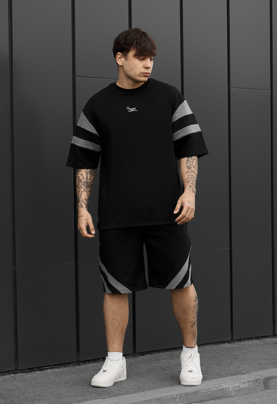 KOmplet koszulka + spodenki Staff ran logo black & gray oversize