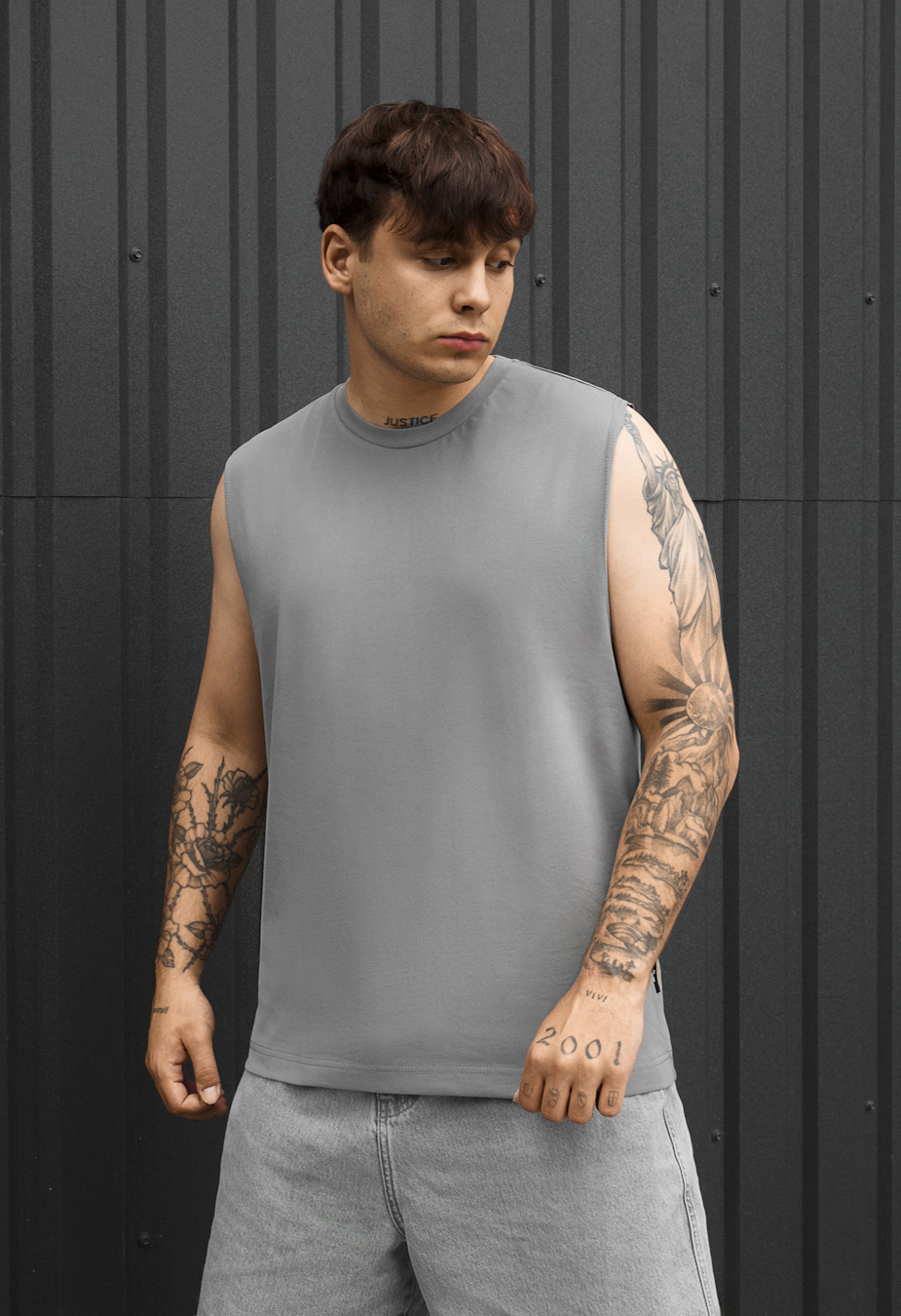 Top Staff gray