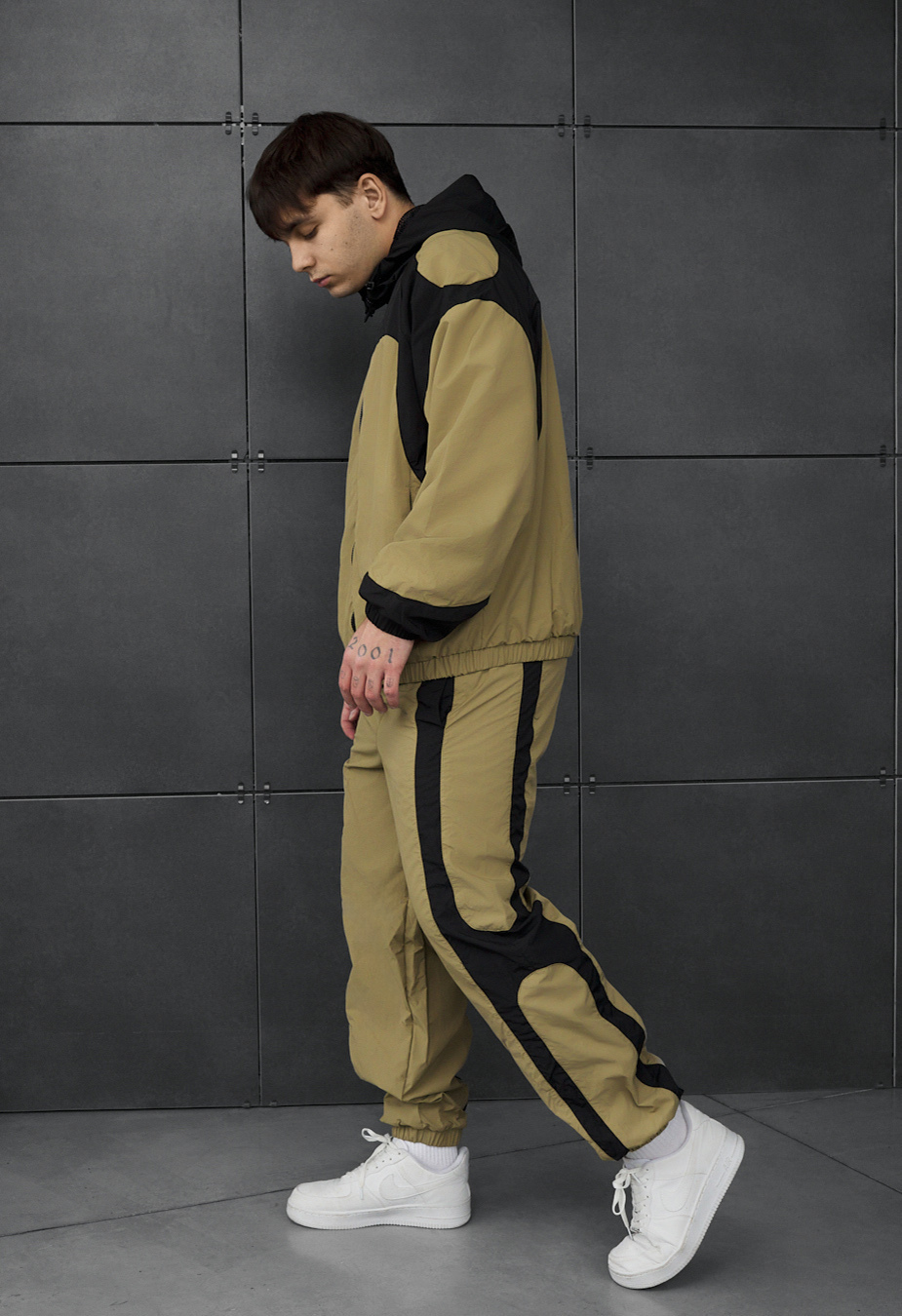 Dres Staff jan olive & black oversize