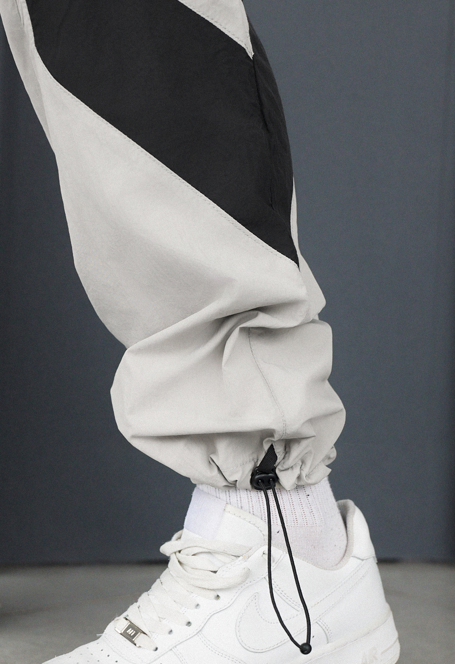 Dres Staff dia zip black & light gray oversize