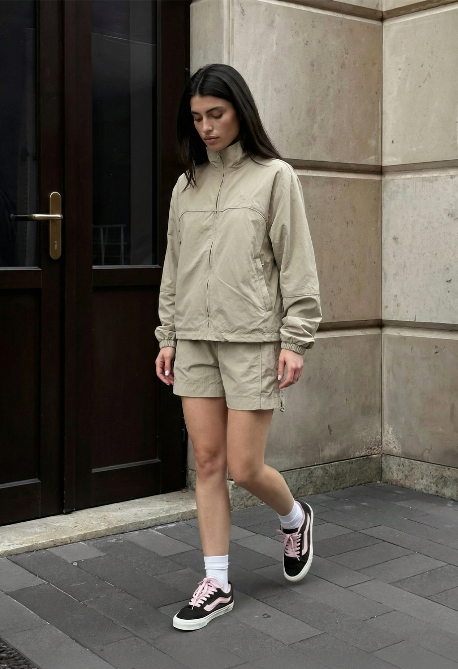 Komplet wiatrówka + spodenki Staff sum logo gray olive