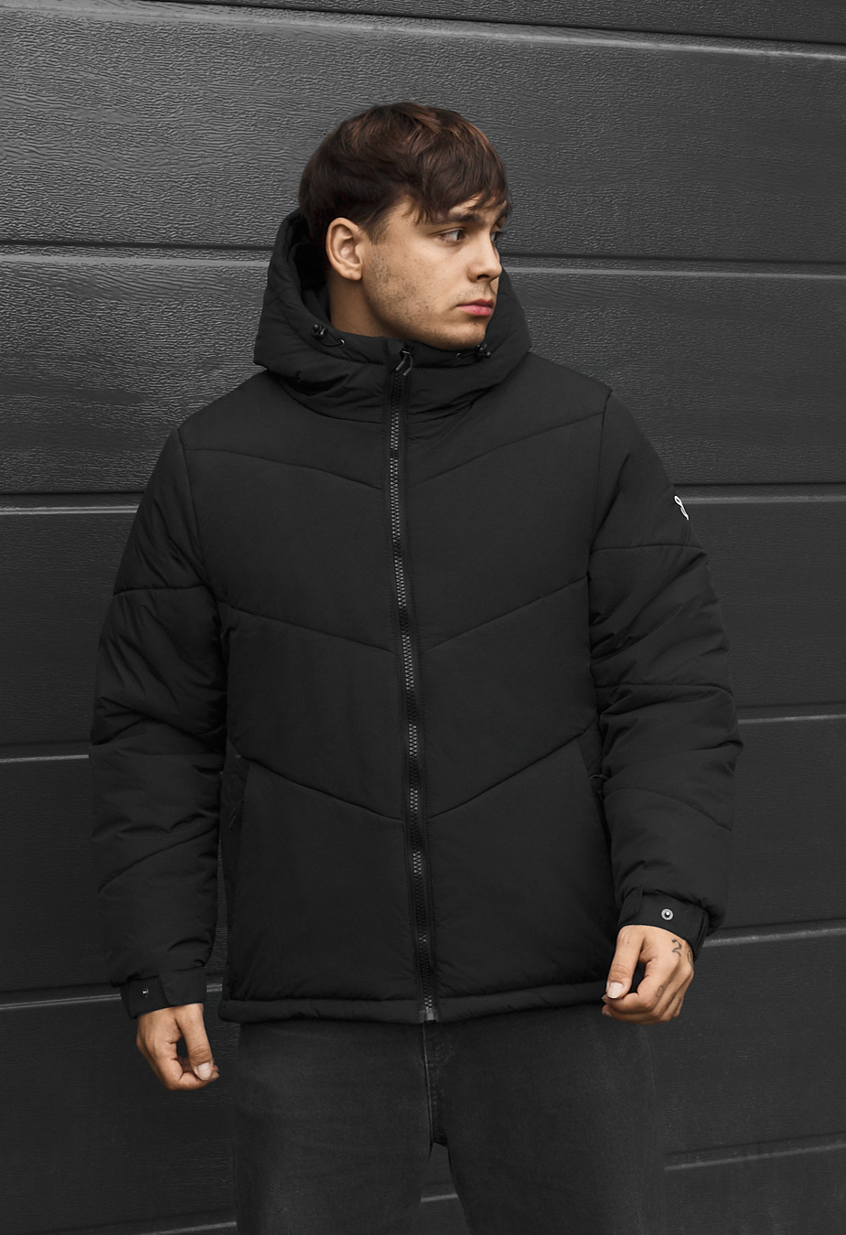 Kurtka Staff os logo black
