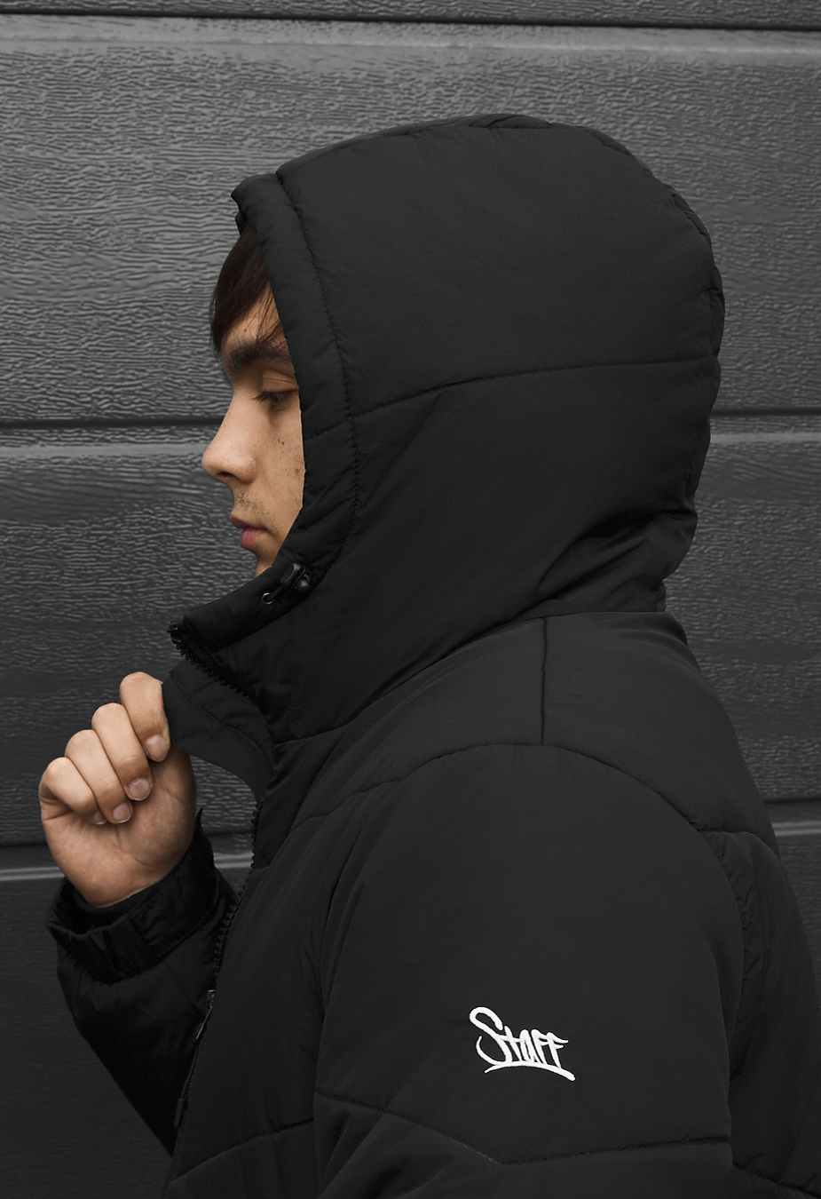 Kurtka Staff os logo black