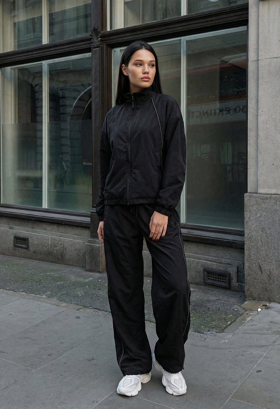 Dres Staff cov black