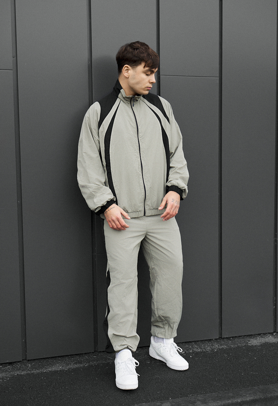 Dres Staff cap light olive & black oversize