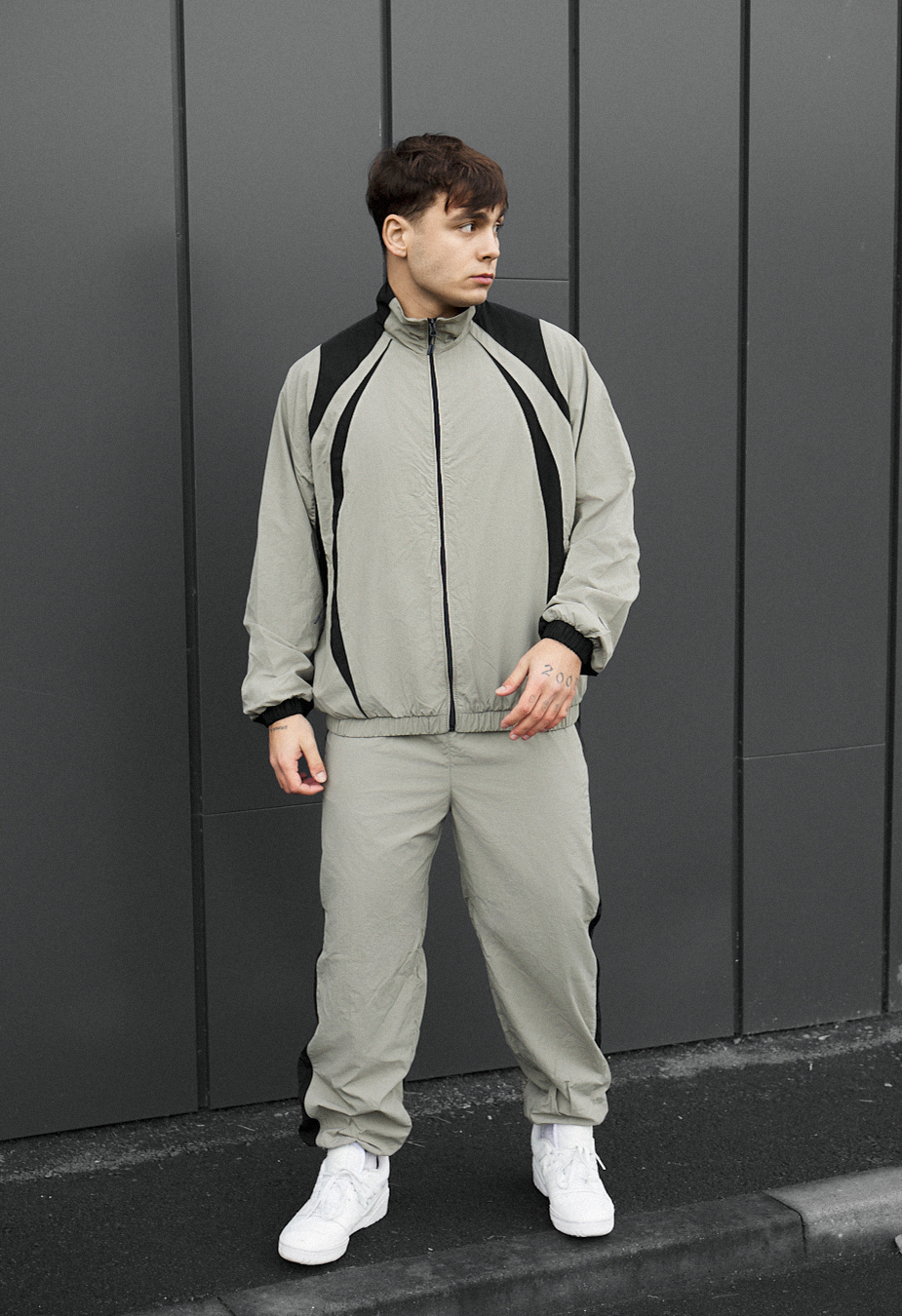 Dres Staff cap light olive & black oversize