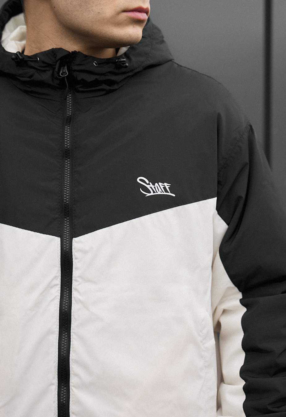 Kurtka przejściowa Staff jax black & milk